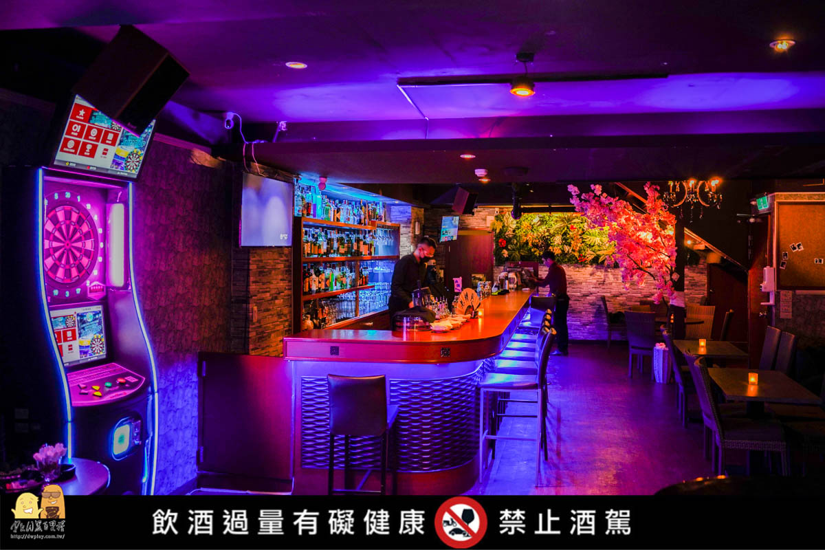 酒吧推薦,老轉角,中山區酒吧,台北酒吧,台北平價酒吧,迷幻系酒吧