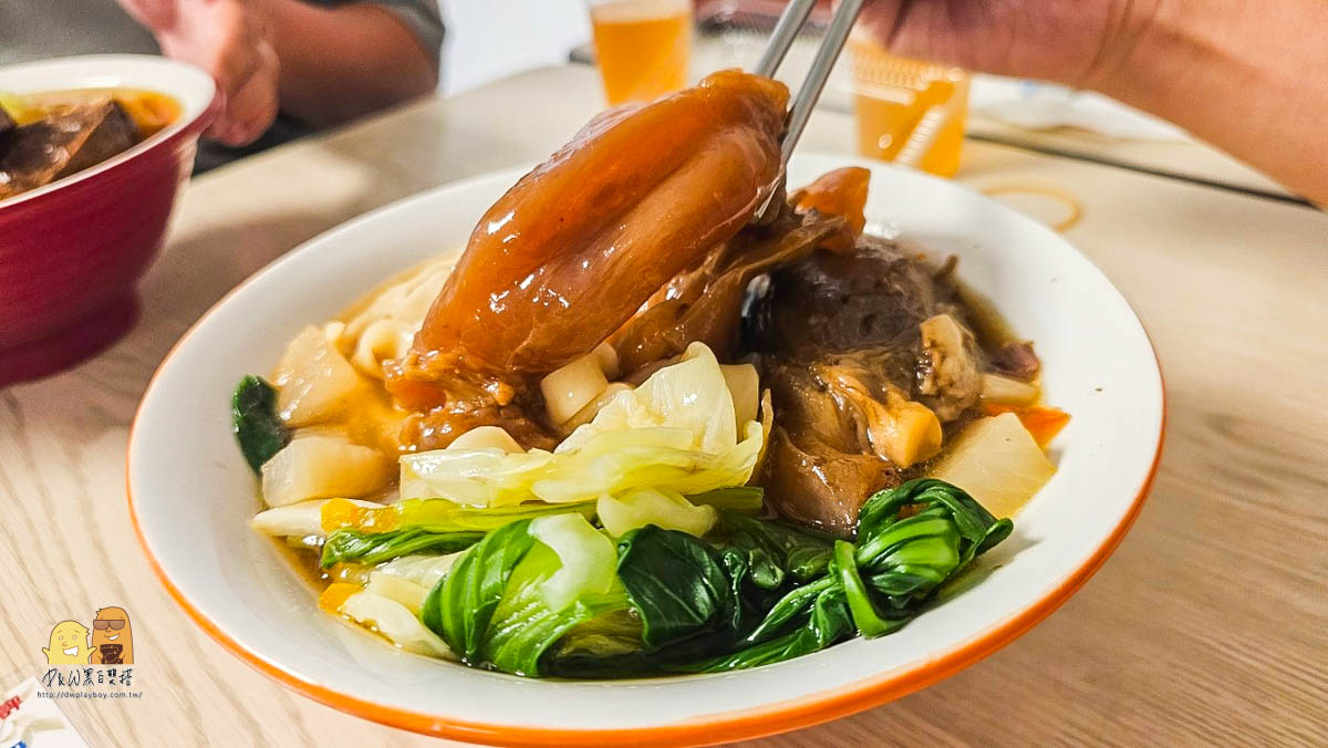 台北牛肉麵,牛筋,牛肉麵,台北美食